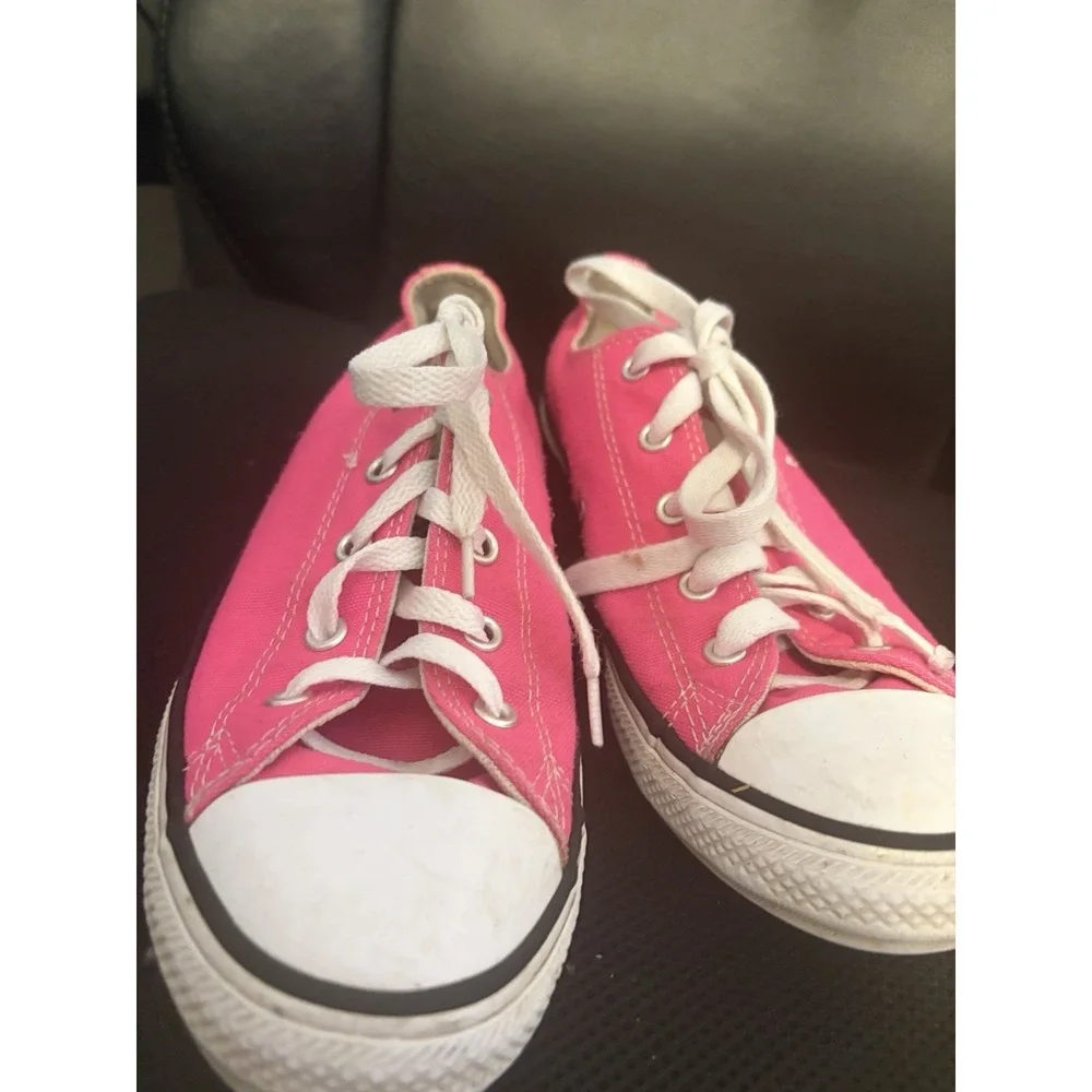 Converse Chuck Taylor All Star Pink Canvas Sneakers Kids Size 3 Youth 370407F‎